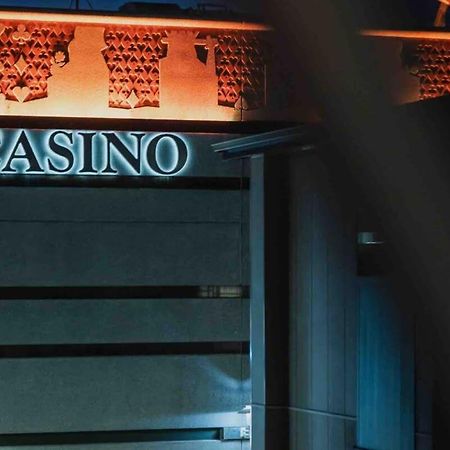 Casino Luxury Suite City Centre - Sleeps 5 Christchurch Buitenkant foto