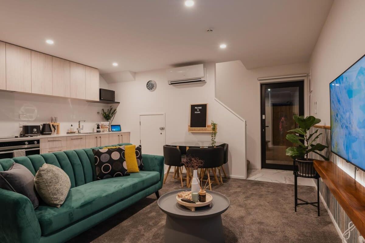Casino Luxury Suite City Centre - Sleeps 5 Christchurch Buitenkant foto
